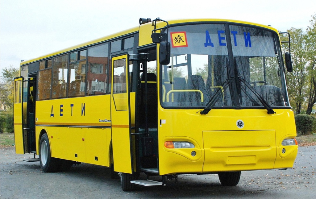 В Армавире школы получат два новых автобуса для перевозки учащихся