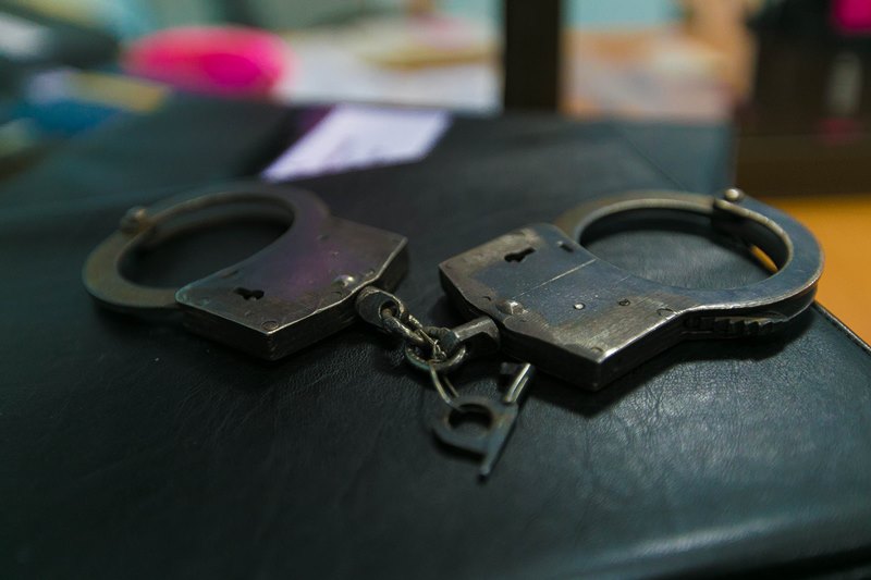 Полицейские задержали приезжую, занимавшуюся распространением наркотиков в Армавире