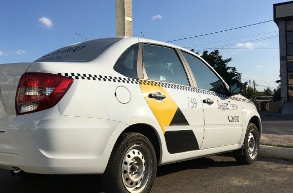 Пять водителей такси и общественного транспорта в Армавире наказано за нарушение санитарных правил