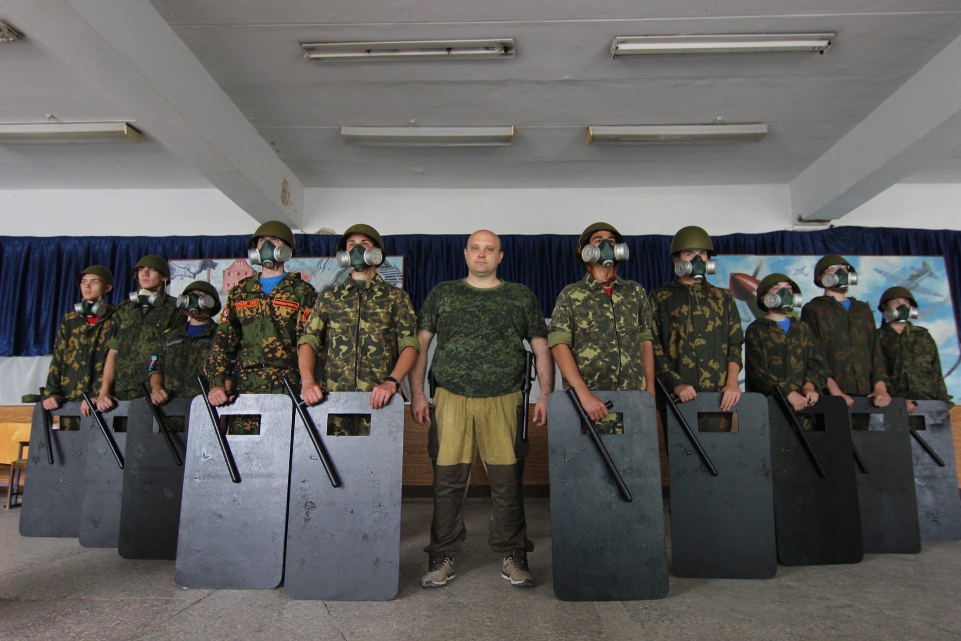 Инструкторы отряда «КОБРА» провели занятия с юнармейцами в Армавире
