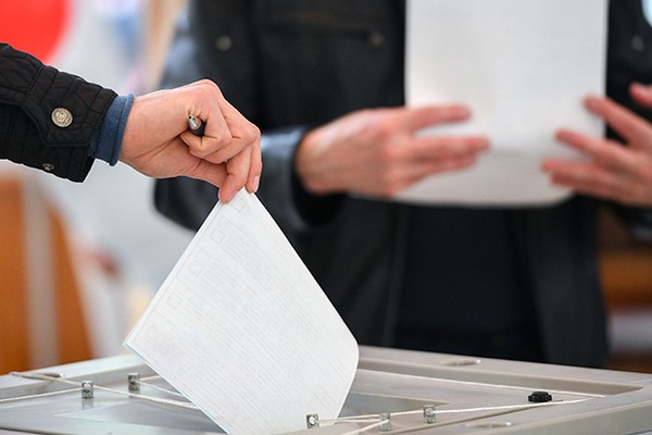 В Армавире началось досрочное голосование по выборам депутатов
