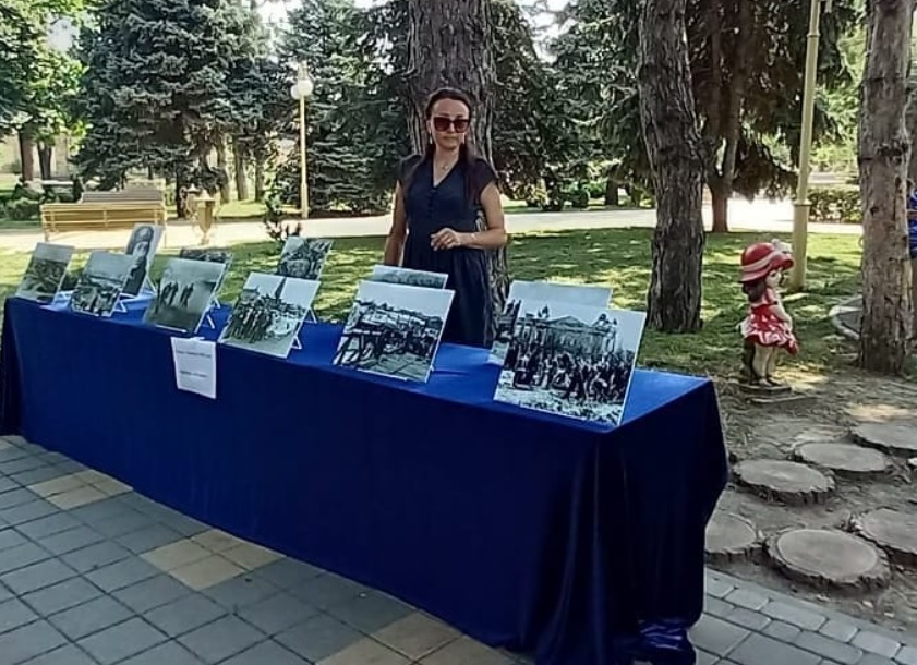 В парке Армавира музей организовал фотовыставку, посвященную обороне города в 1942 г.