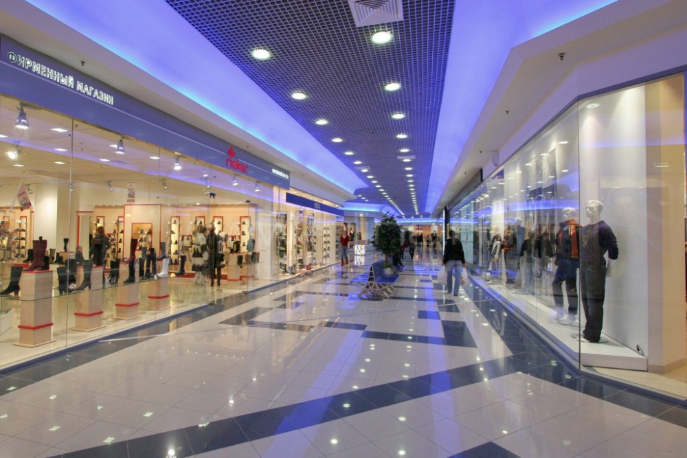 С 15 июня на Кубани смогут возобновить работу торговые центры площадью до 3 тыс. кв. м.