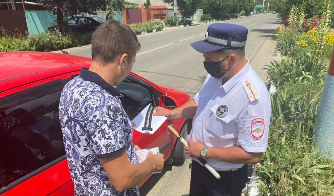 В Армавире с начала года оштрафовали 34 водителя, которые не пристегивались за рулем