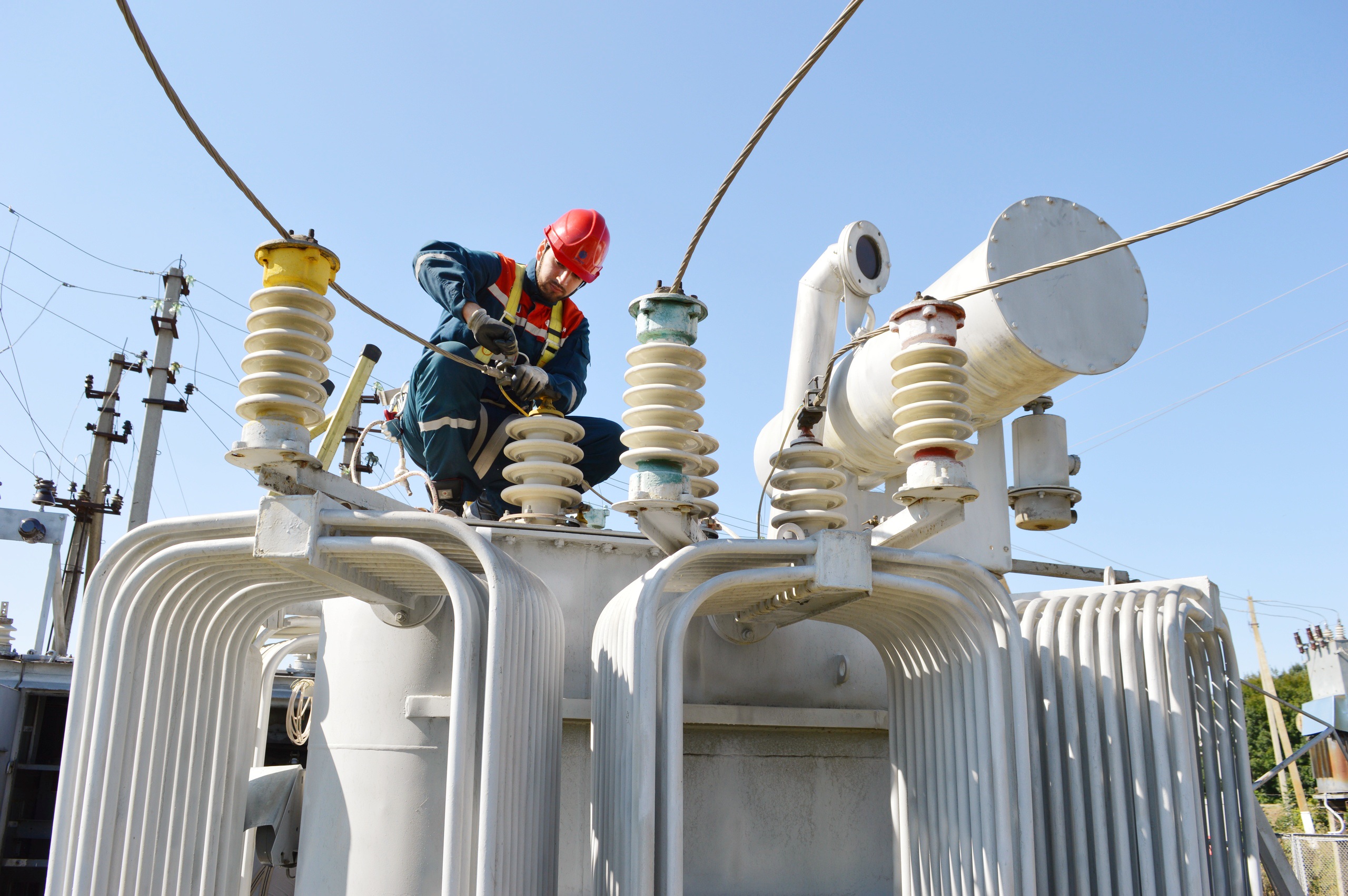 «Армавирские электрические сети» ввели в эксплуатацию больше 14 км линий электропередачи