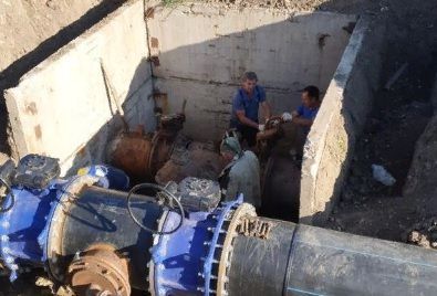 В Армавире продолжаются работы по переподключению водопровода