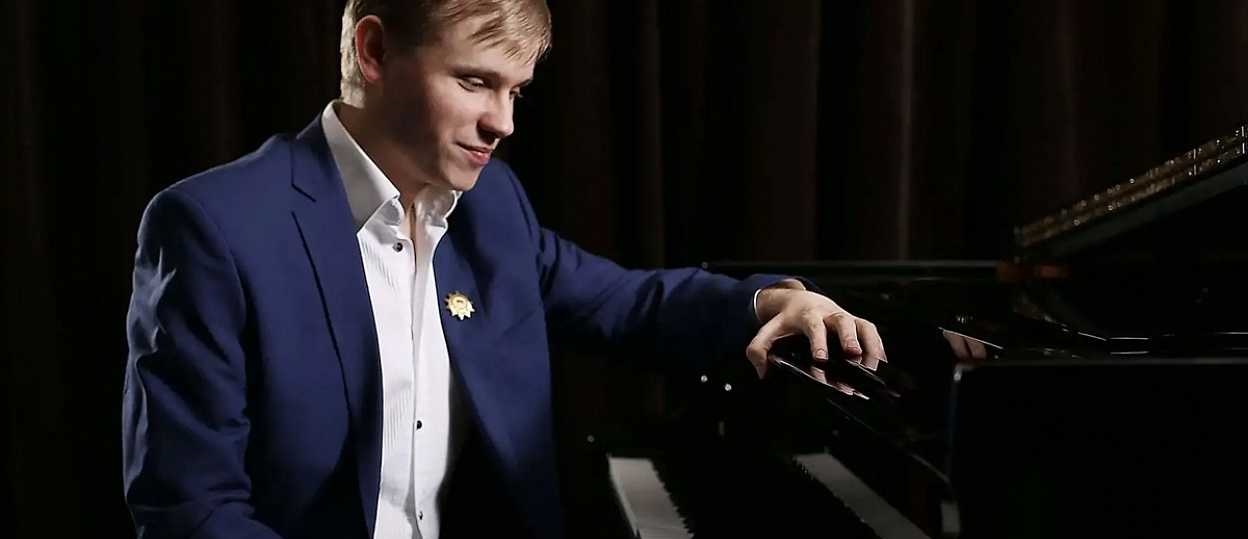 Слепой пианист из армавирской музыкальной школы стал лауреатом премии Президента России