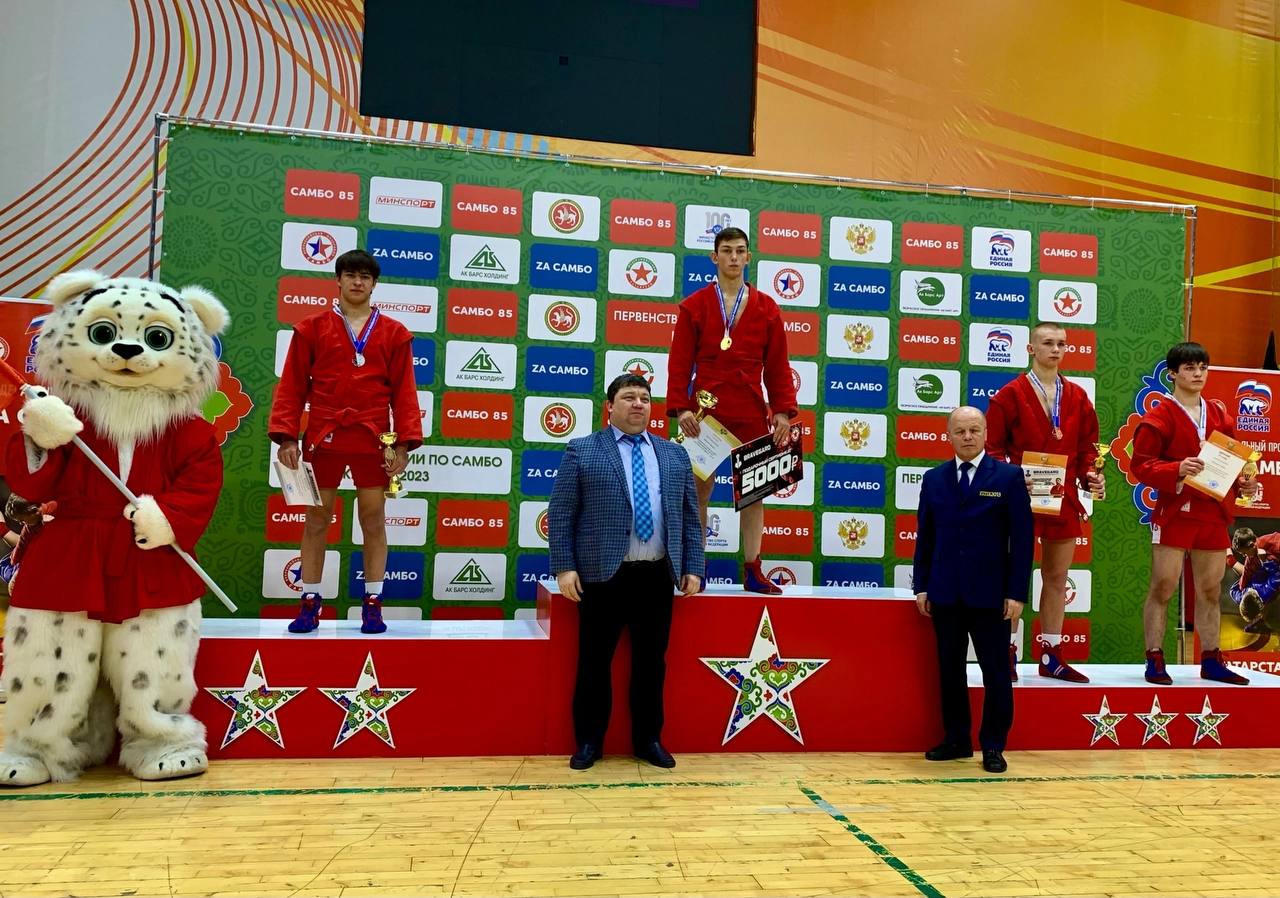 11 медалей завоевали армавирцы на Первенстве России по самбо