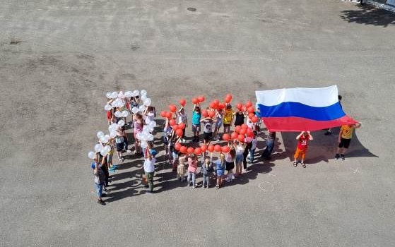 В преддверии Дня России полицейские Армавира провели для школьников квест