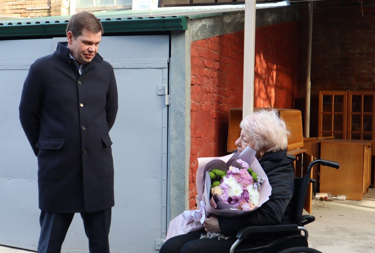 Депутат Госдумы помог женщине-инвалиду, которая два года не выезжала за пределы дома