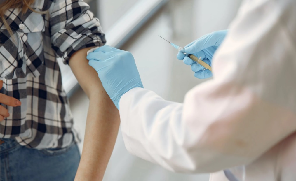 В Армавире активными темпами проходит вакцинация против гриппа