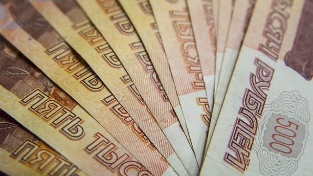 Жители Армавира должны за коммунальные услуги почти 330 миллионов рублей