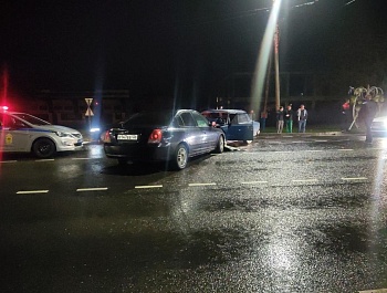 В Армавире при ДТП на дороге Отрадо-Ольгинское пострадало четыре человека. Фото
