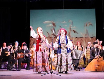 В Армавире прошел отчётный концерт народного хора «Казачий край»