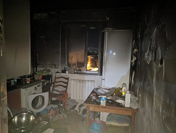 В Армавире в многоквартирном доме загорелась квартира. ФОТО