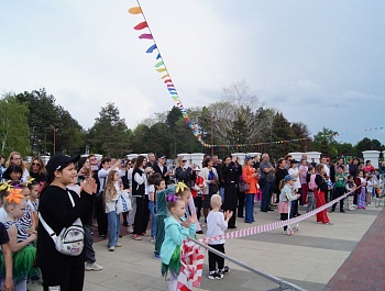 В Армавире несколько тысяч человек стали участниками фестиваля «Вместе навсегда»